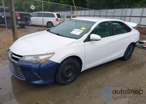 2015 Toyota Camry Le из США, поврежденный, VIN 4T1BF1FK3FU039457